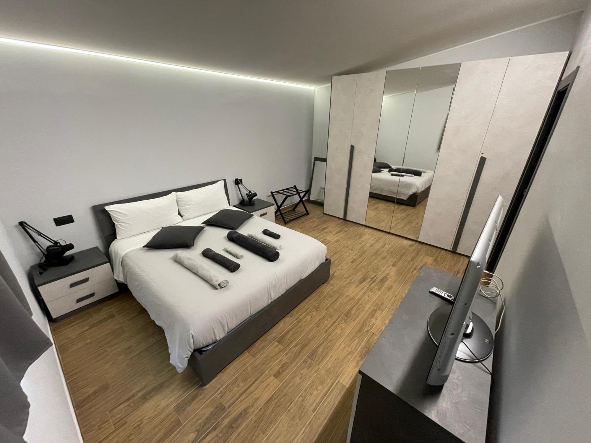 Bed and Breakfast Industrial House 3 Corsico Exterior foto