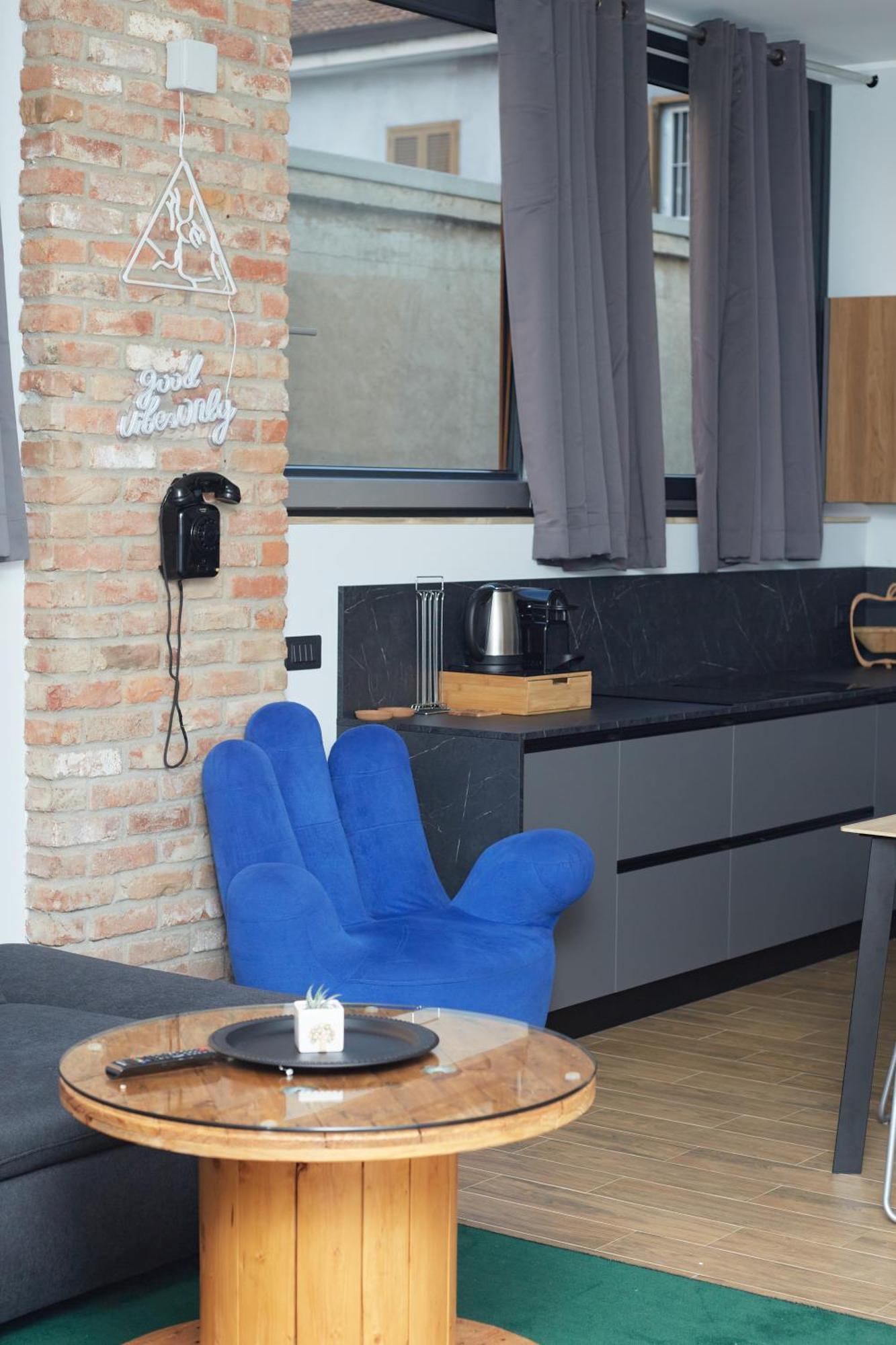Bed and Breakfast Industrial House 3 Corsico Exterior foto
